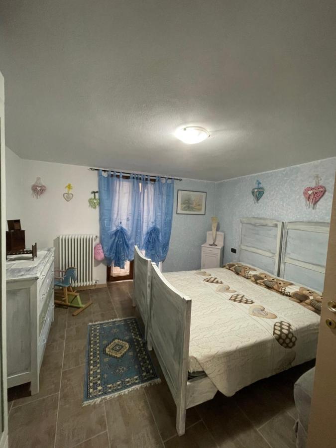 La Casa Di Pucci Nel Borgo Affrescato Di Parlasco Cortenova Exterior foto